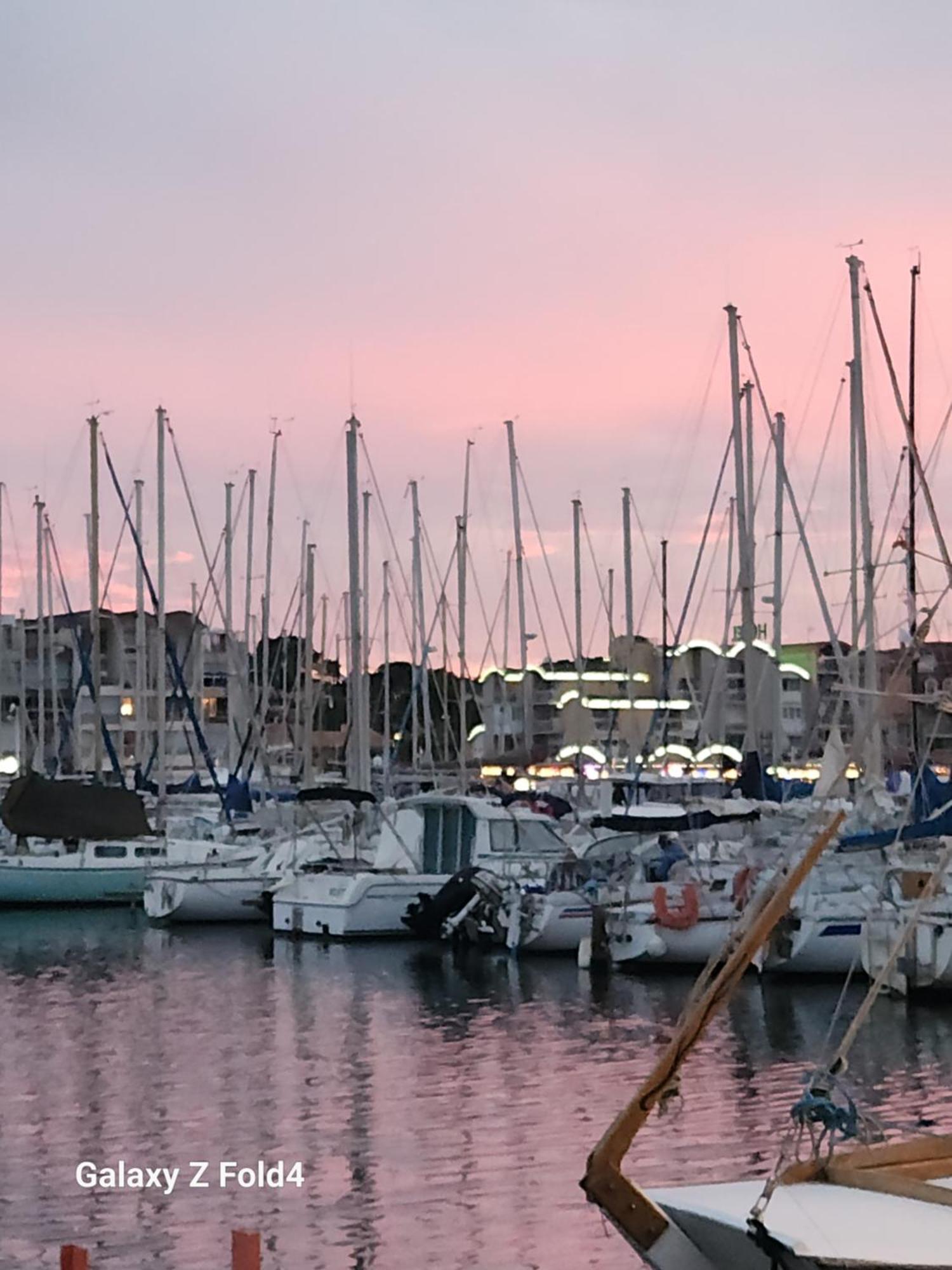 Grand Studio Cabine Proche Plage Et Port Gruissan Esterno foto